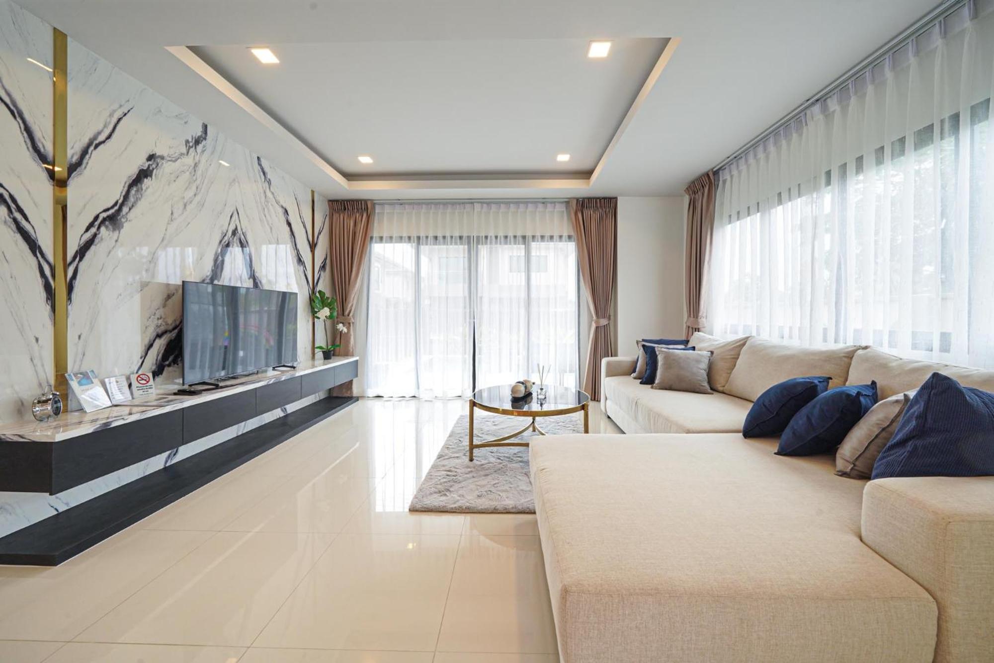 Southern Peak Pool Villa Huay Yai Pattaya Ban Huai Yai Buitenkant foto