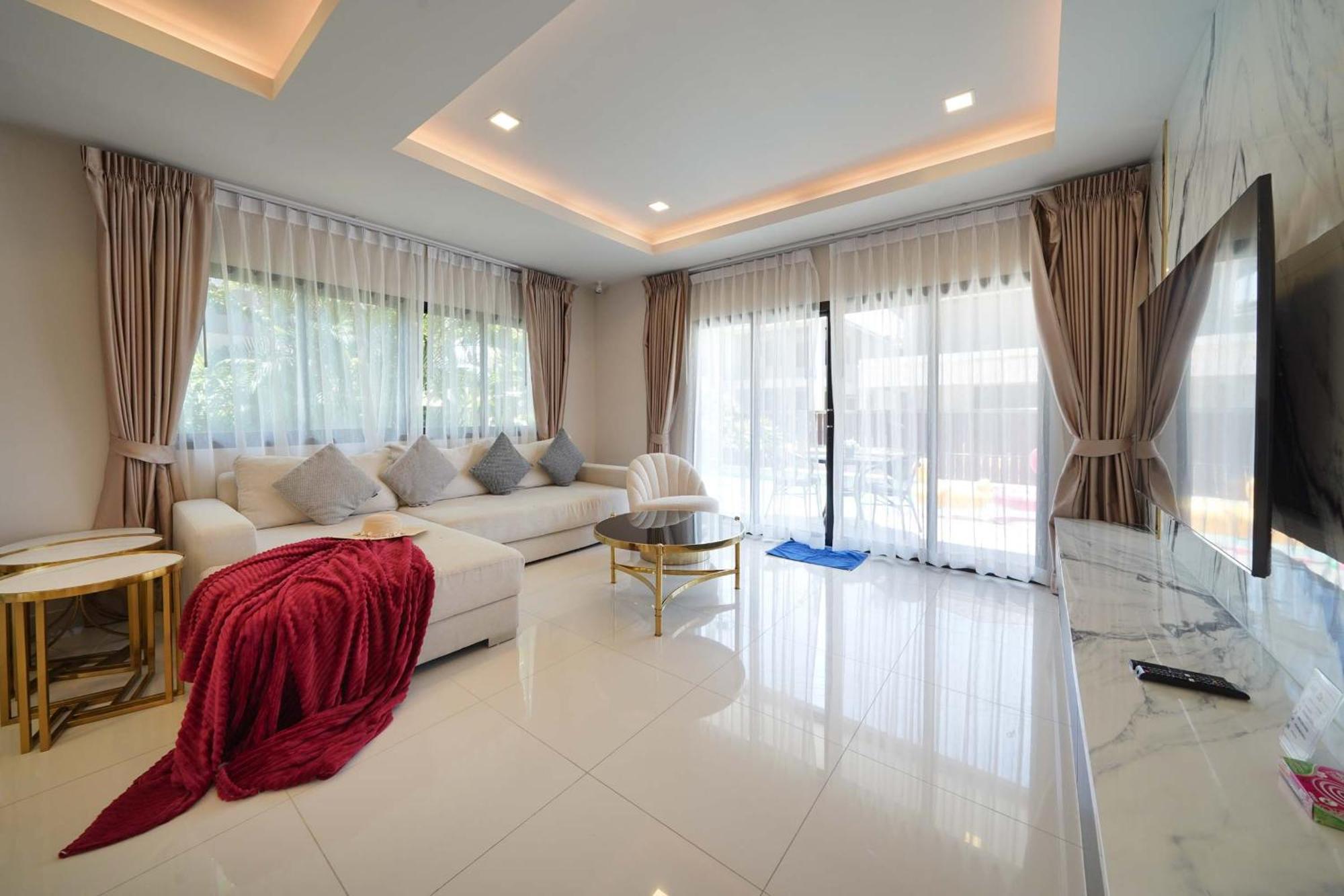 Southern Peak Pool Villa Huay Yai Pattaya Ban Huai Yai Buitenkant foto