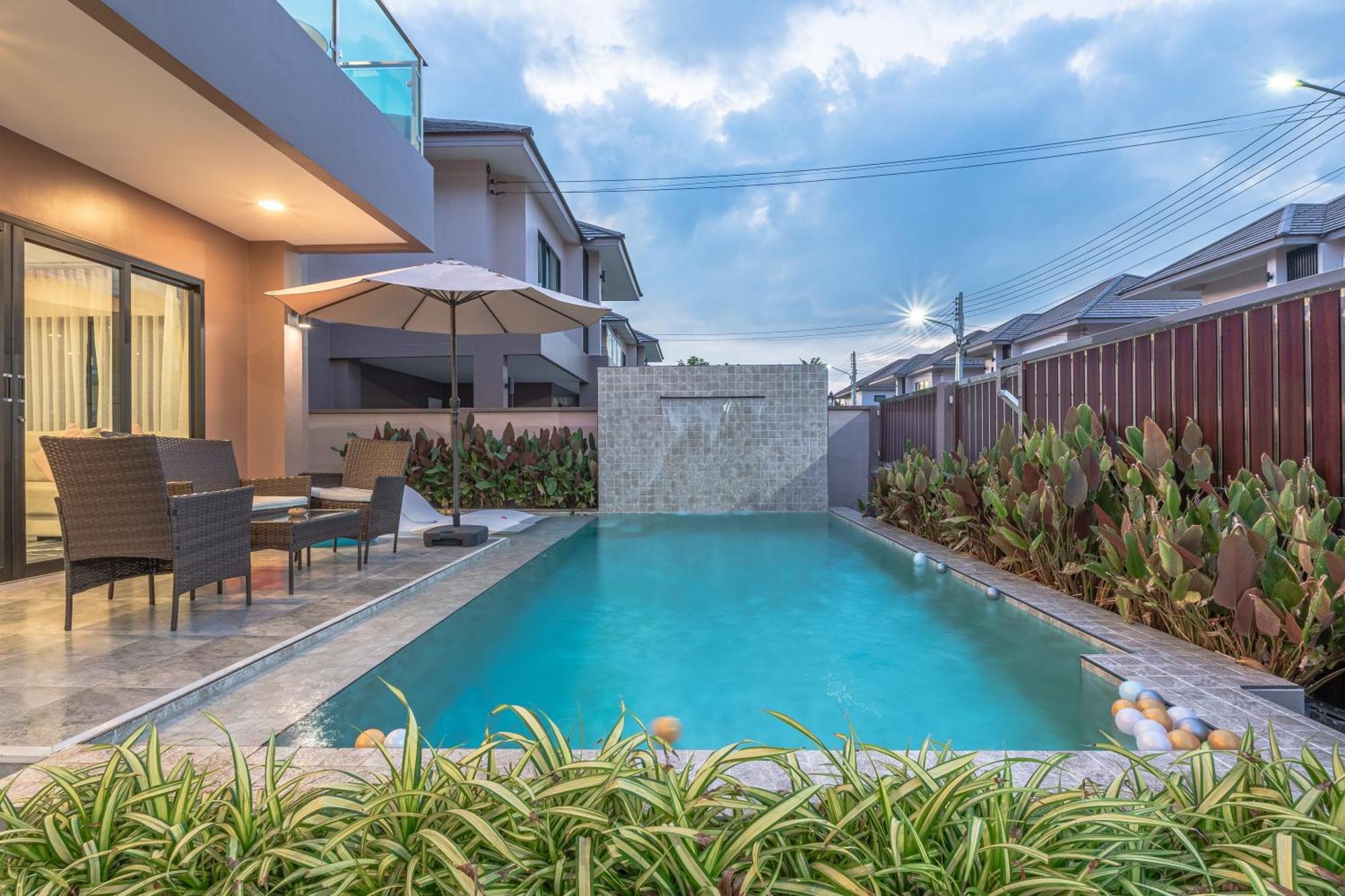 Southern Peak Pool Villa Huay Yai Pattaya Ban Huai Yai Buitenkant foto